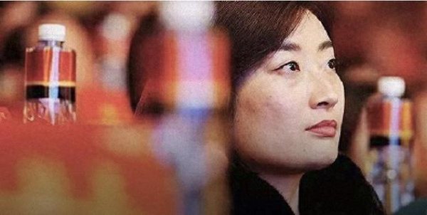 配资app 宗馥莉的继承之战, 会把娃哈哈打散吗?